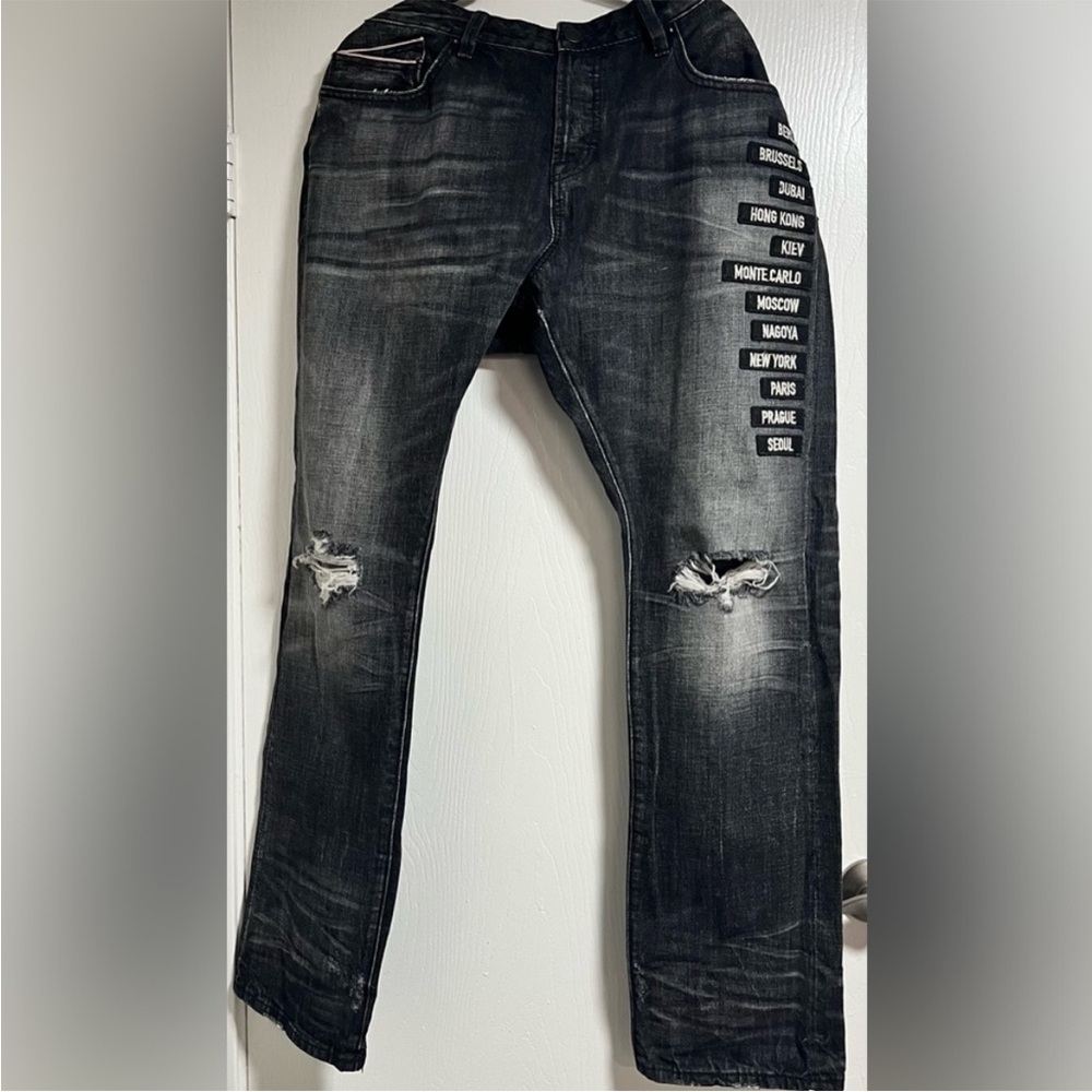CULT OF INDIVIDUALITY Japanese denim..Gray Jeans with City Patches